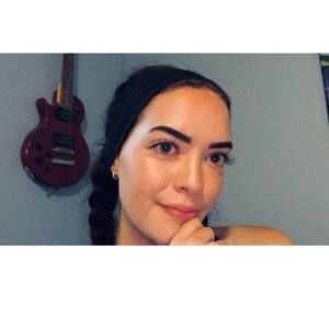 Meet your Posher, Gabrielle